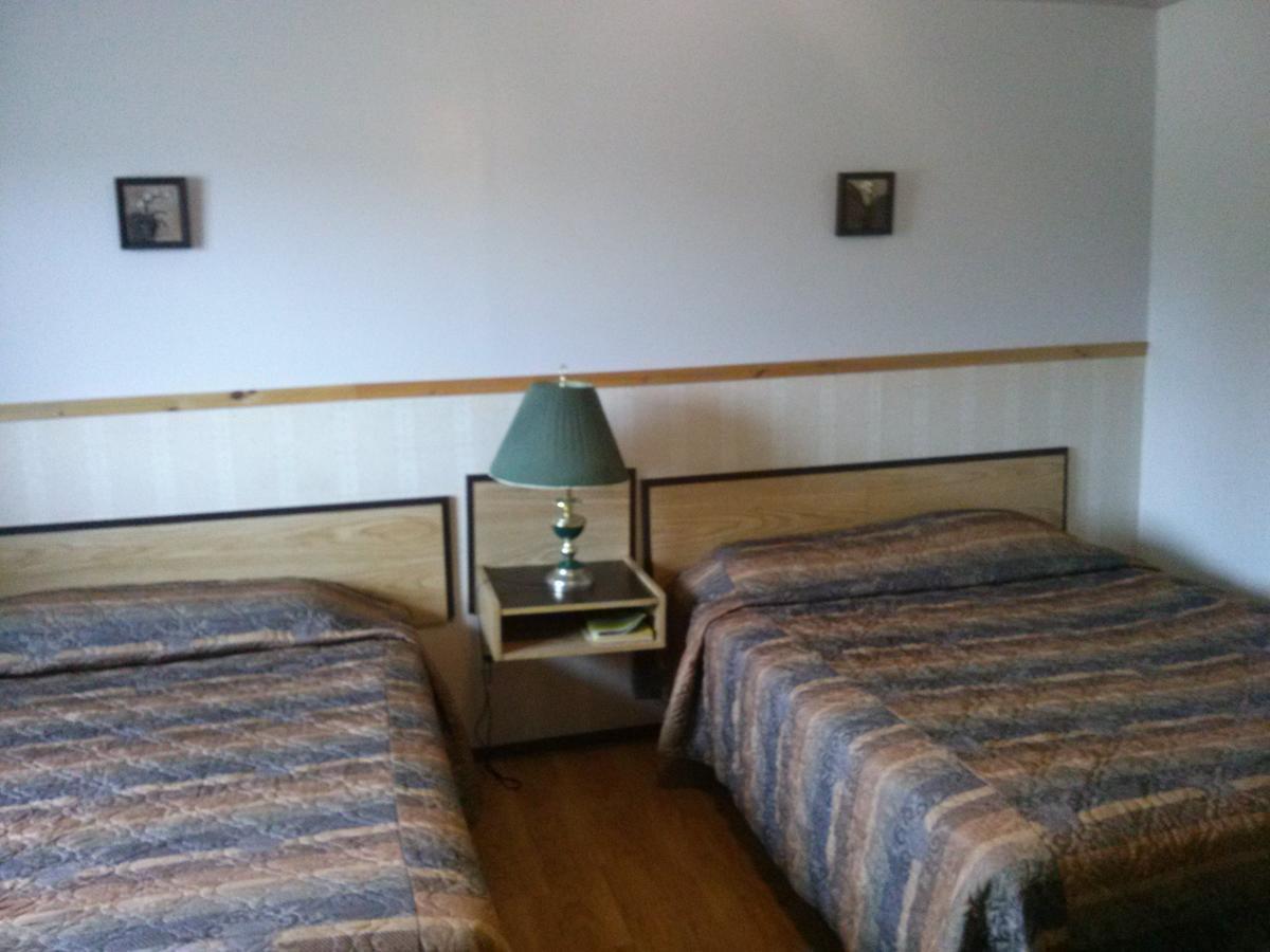 Moosomin Motel 외부 사진