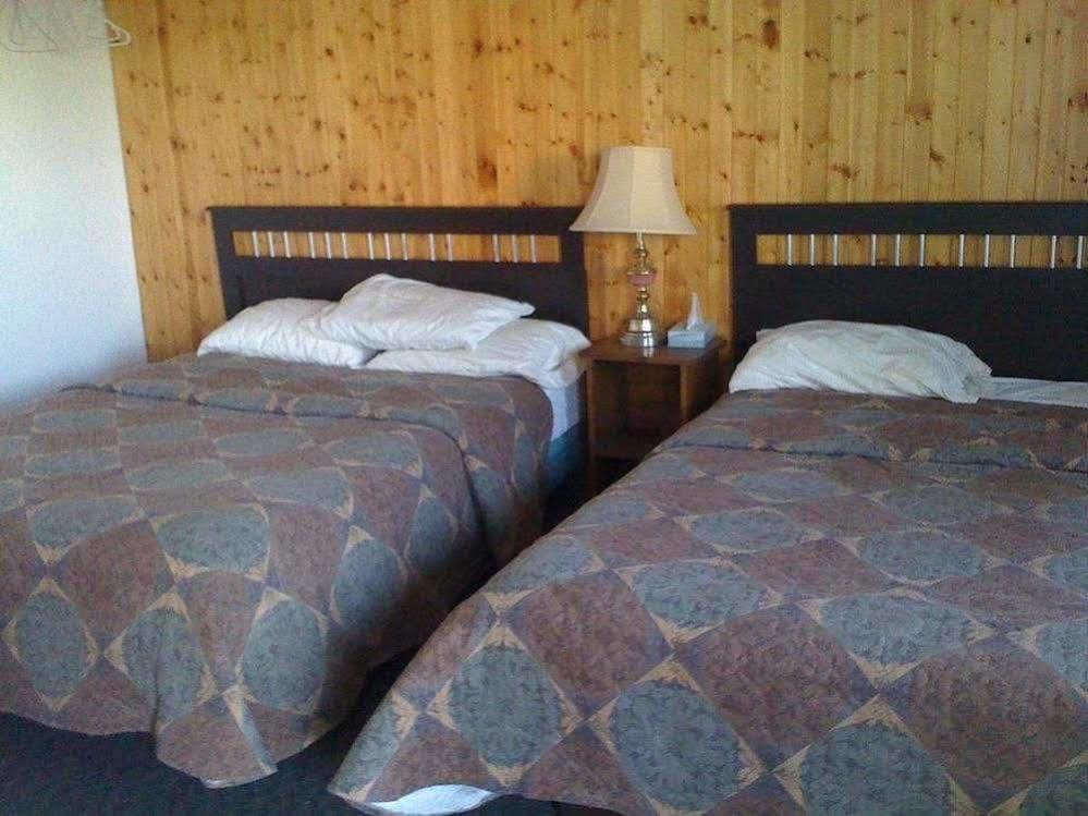Moosomin Motel 외부 사진