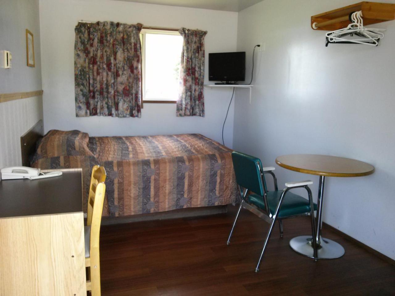 Moosomin Motel 외부 사진